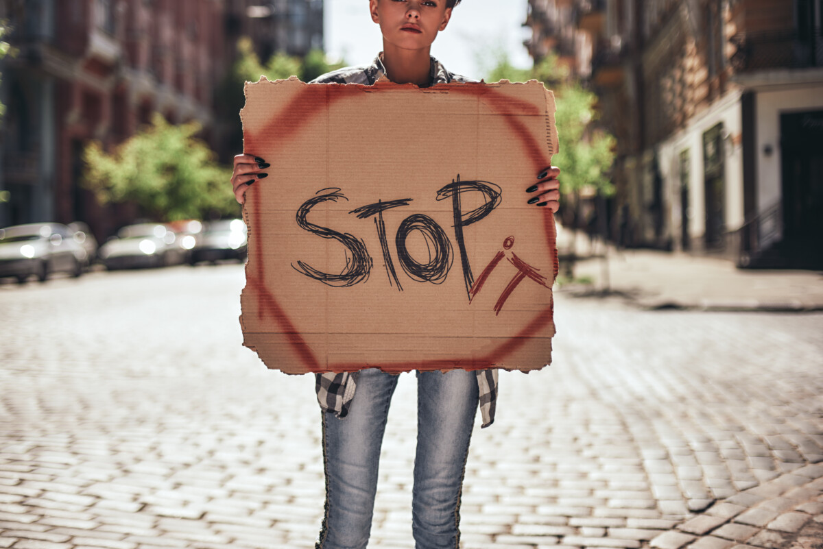 30 Things You Can Do Right Now to Support Domestic Violence Survivors in the U.S.