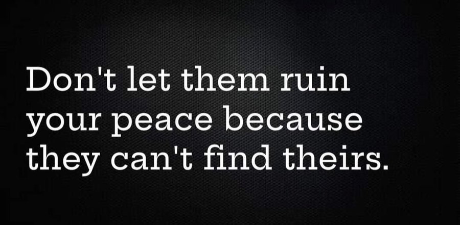 Master Manipulators: 10 Disturbing Tactics They Use to Control and Confuse You